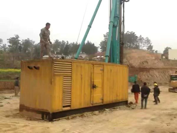 硚口如何判断水冷式机油散热器密封件是否需要更换？